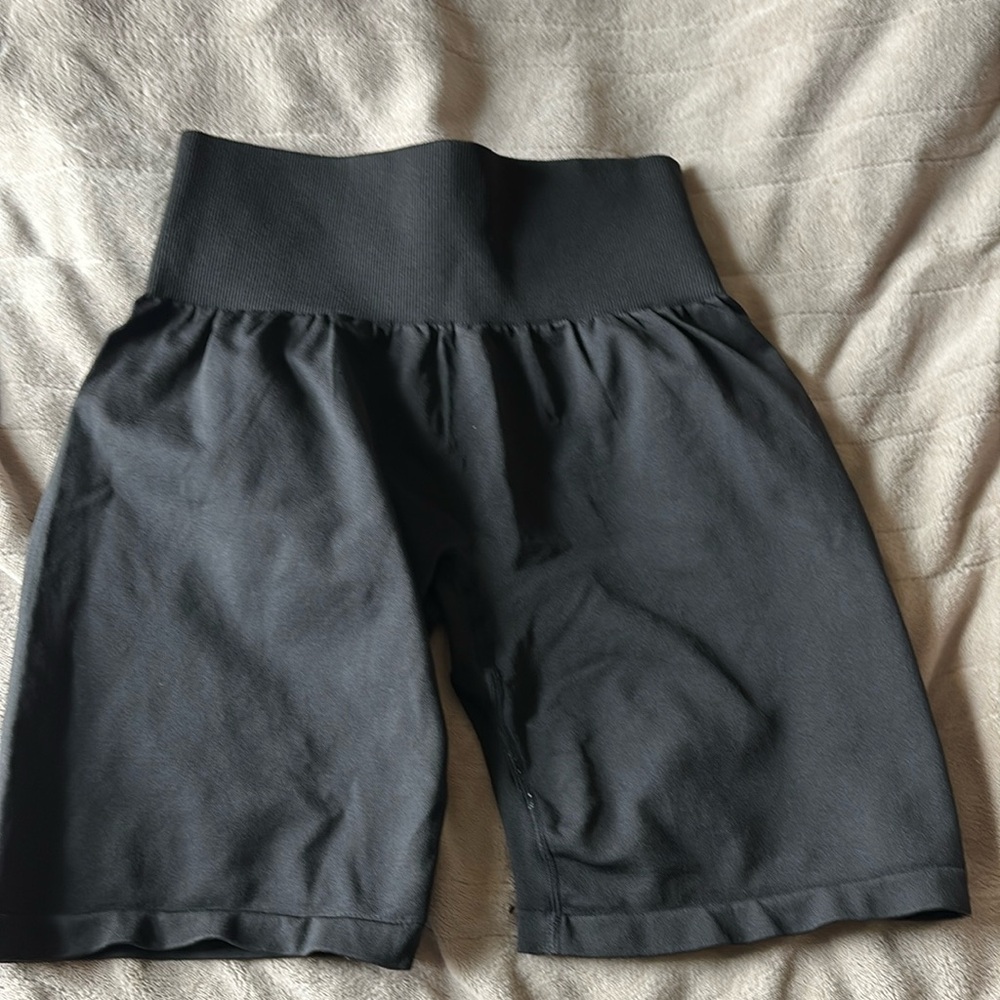 Scrunch shorts